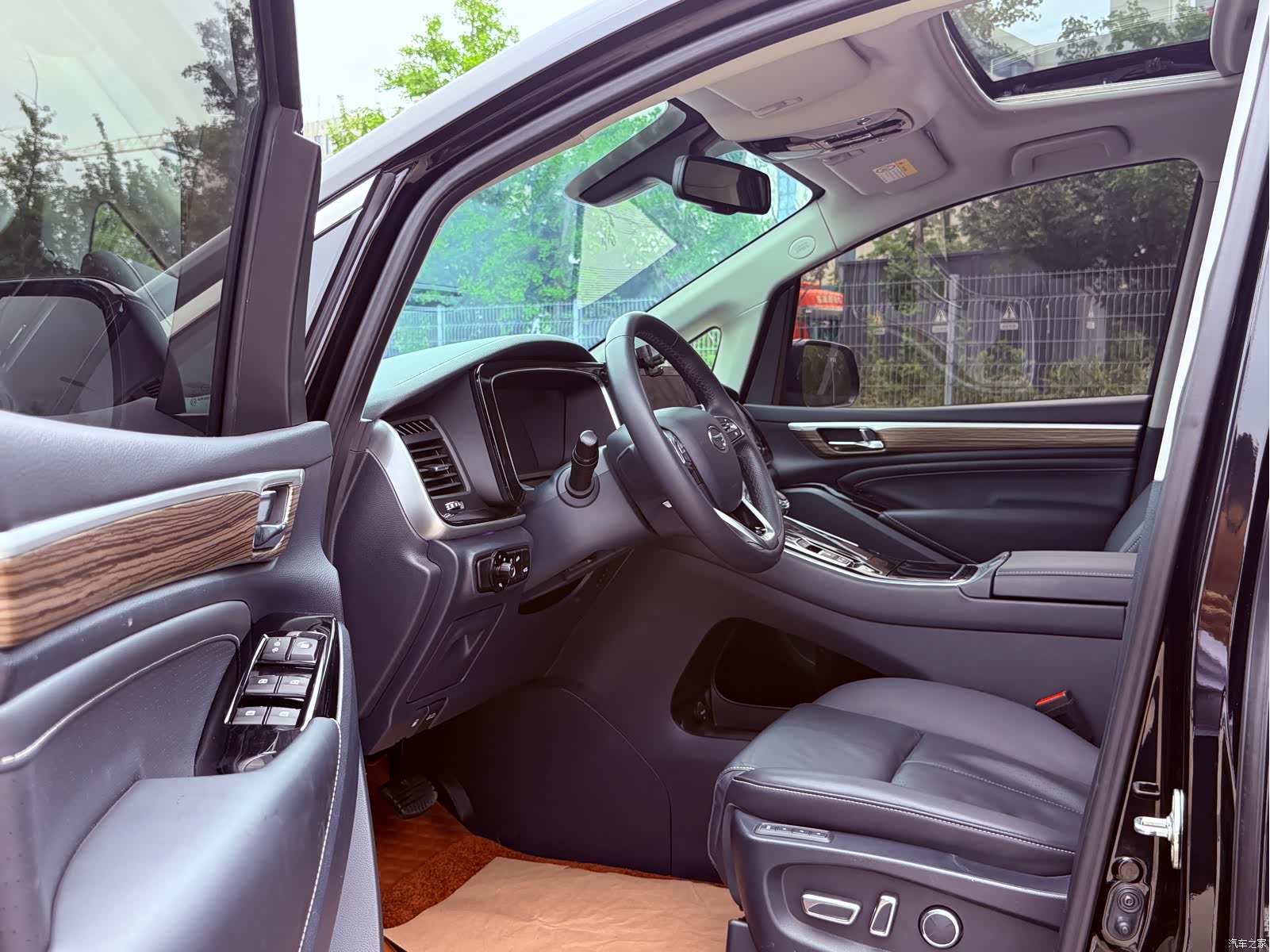 Trumpchi M8, 2022 6