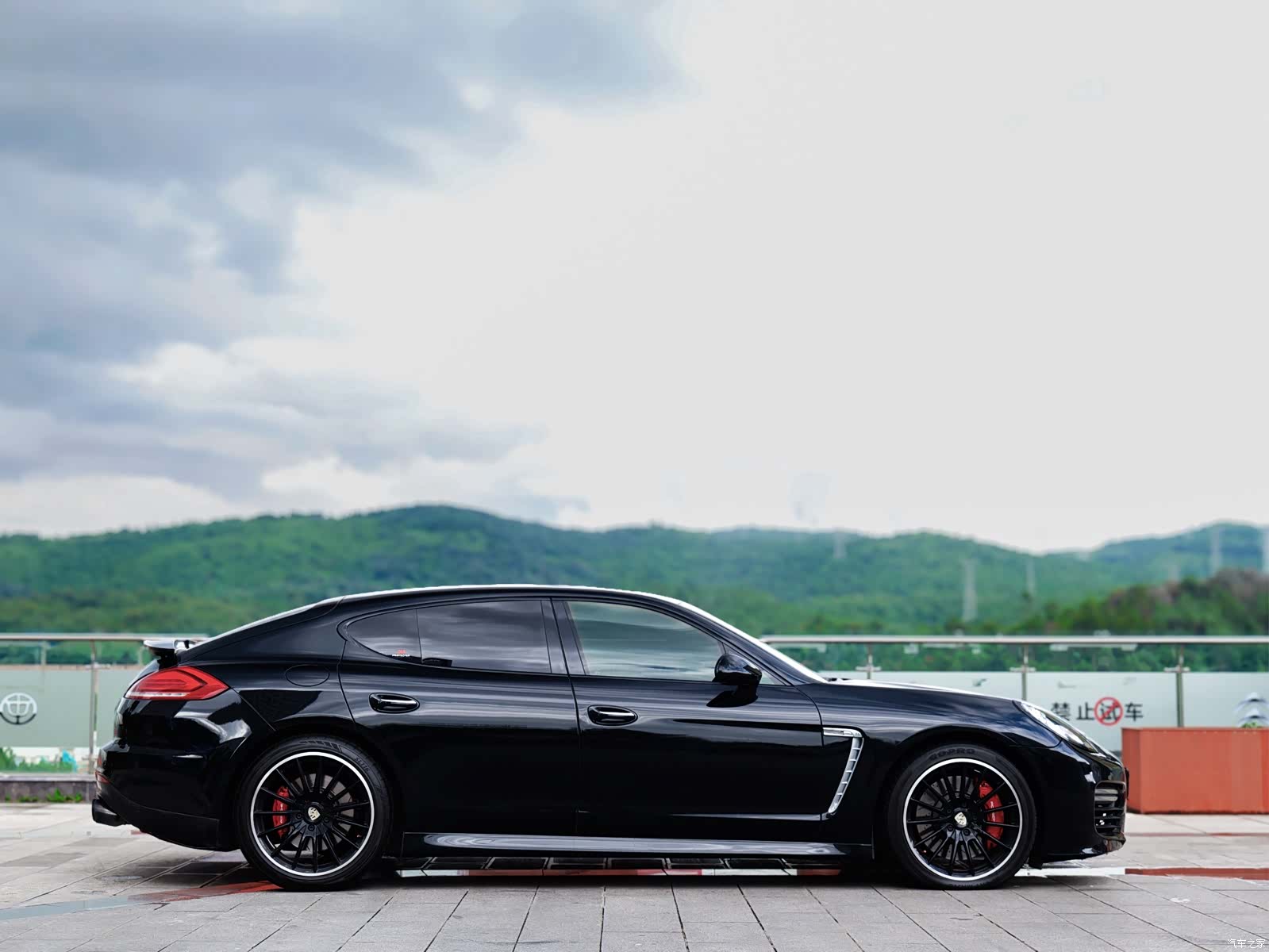 Porsche Panamera, 2010 7