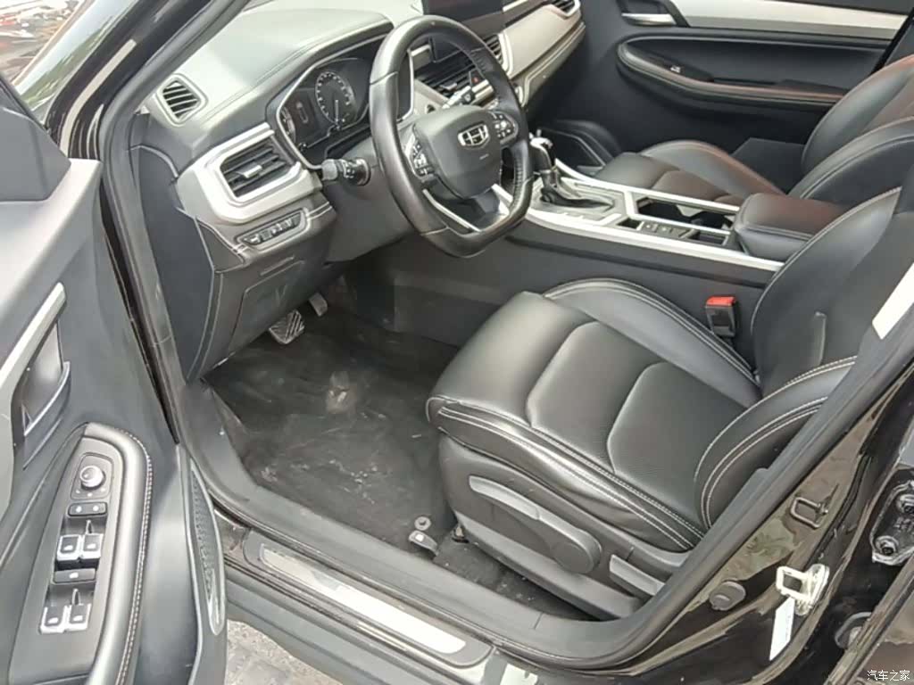 Geely X6, 2021 16