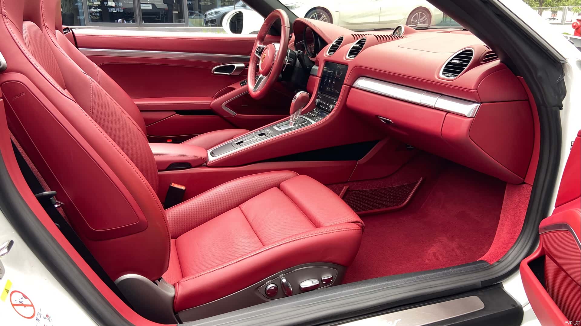 Porsche Boxster, 2024 8