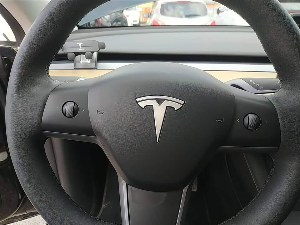 Tesla Model Y Tesla Model Y