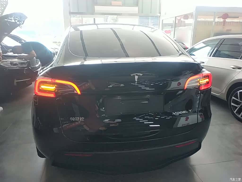 Tesla Model Y, 2021 6