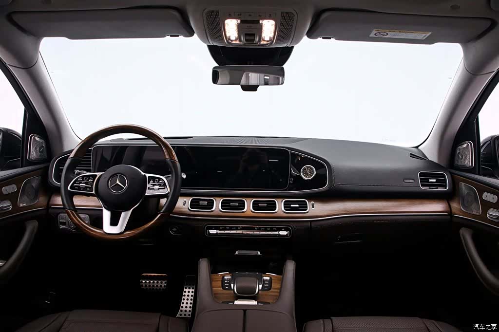 Mercedes-Benz GLS, 2022 все фото