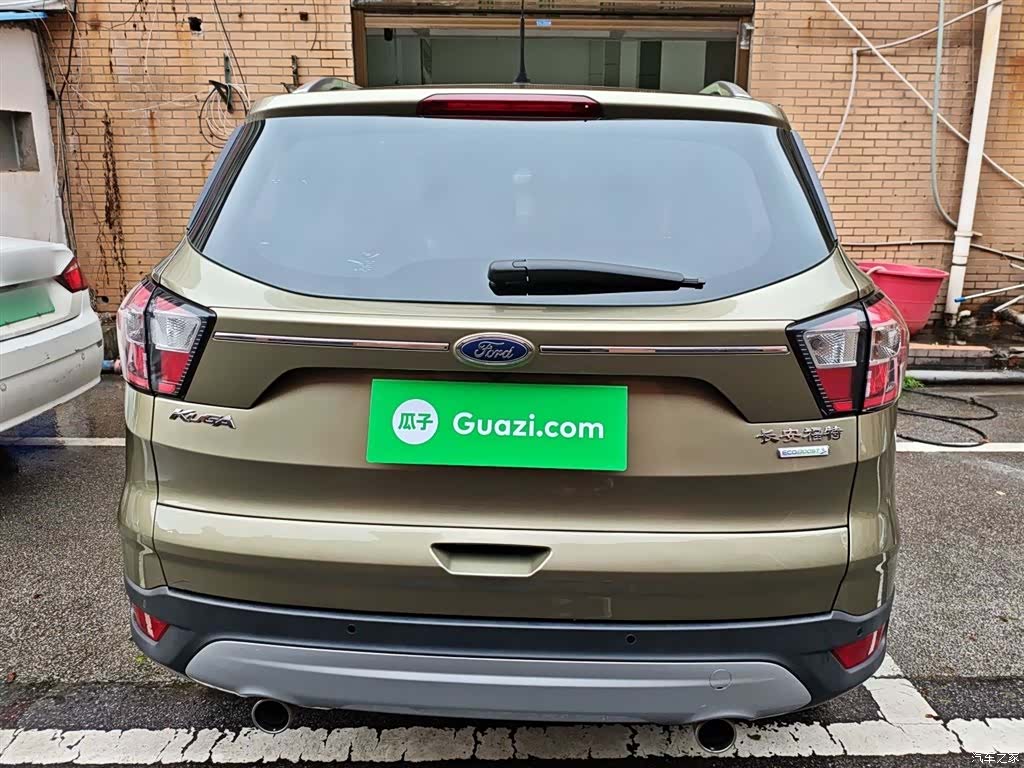 Ford Kuga, 2017 6