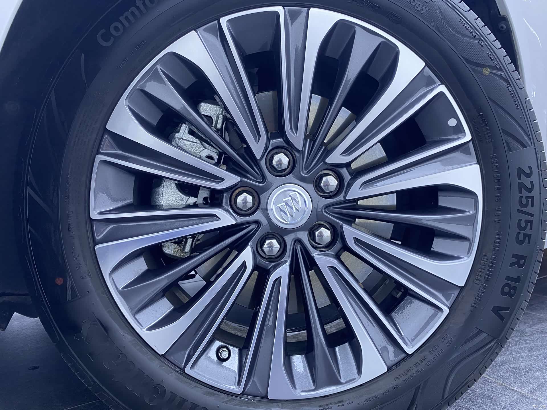 Buick GL8, 2024 22