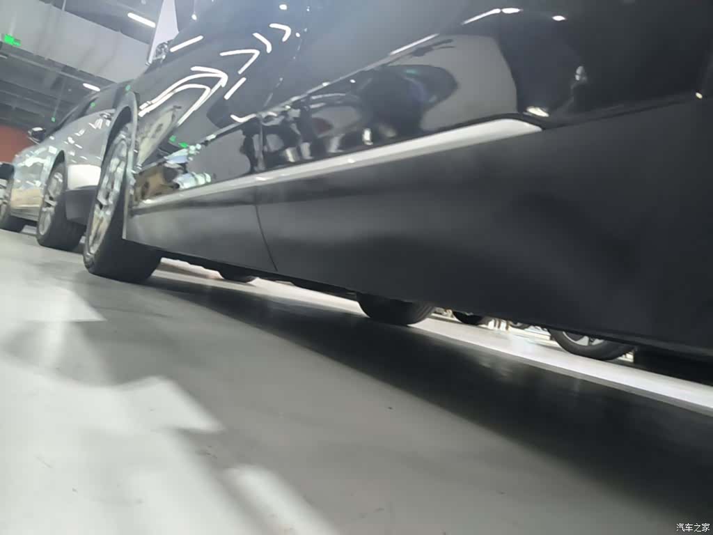 NIO ES8, 2024 21