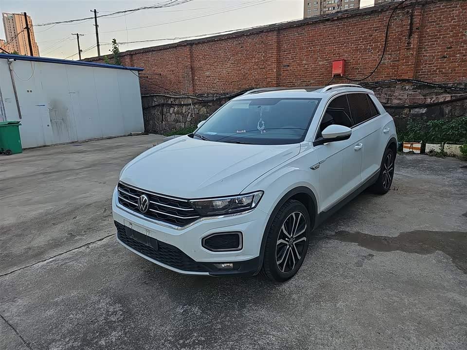 Volkswagen T-ROC exploring Songs Volkswagen T-ROC exploring Songs