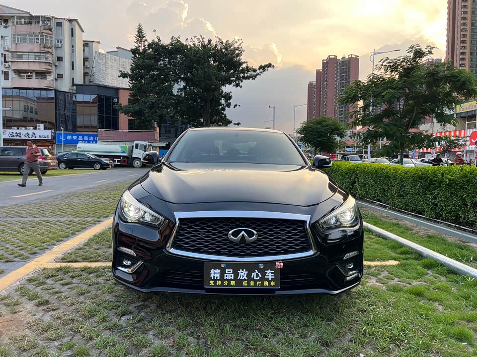 Infiniti Q50L Infiniti Q50L