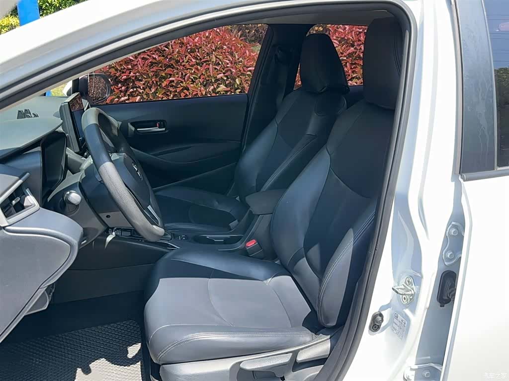 Toyota Corolla, 2023 11