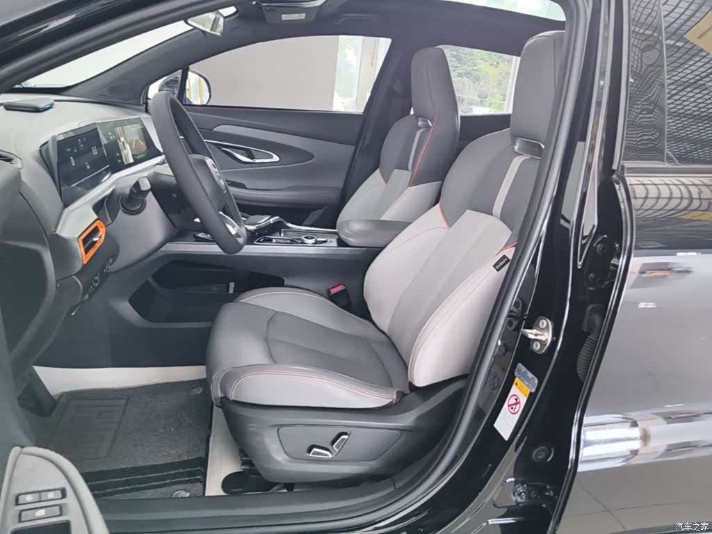Changan UNI-T, 2022 15