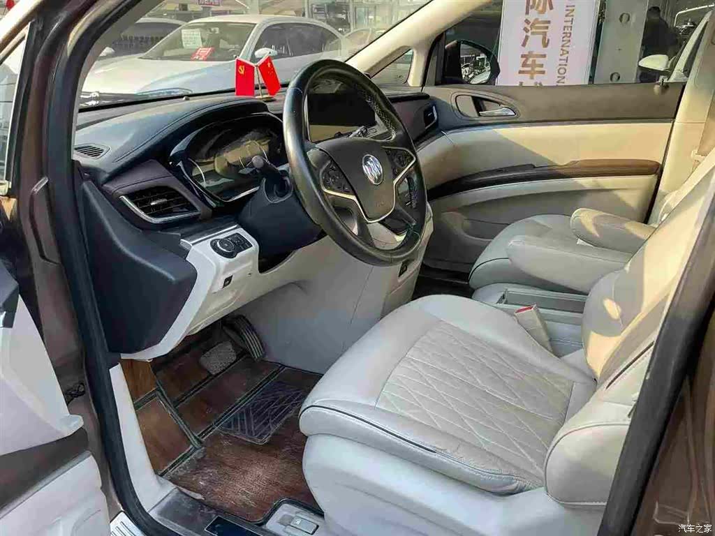 Buick GL8, 2021 все фото