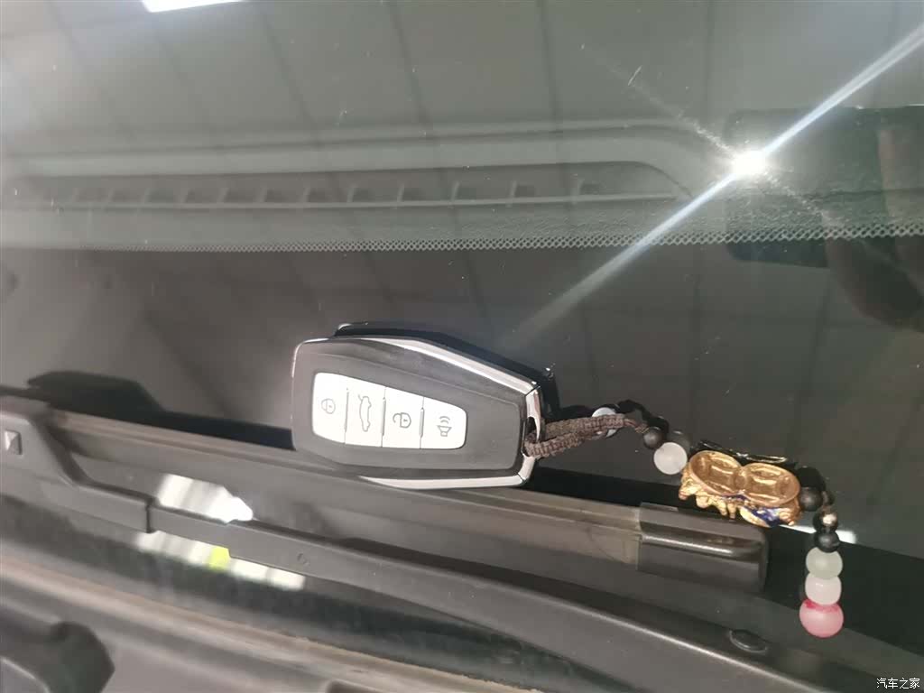 Geely Haoyue PRO, 2024 9