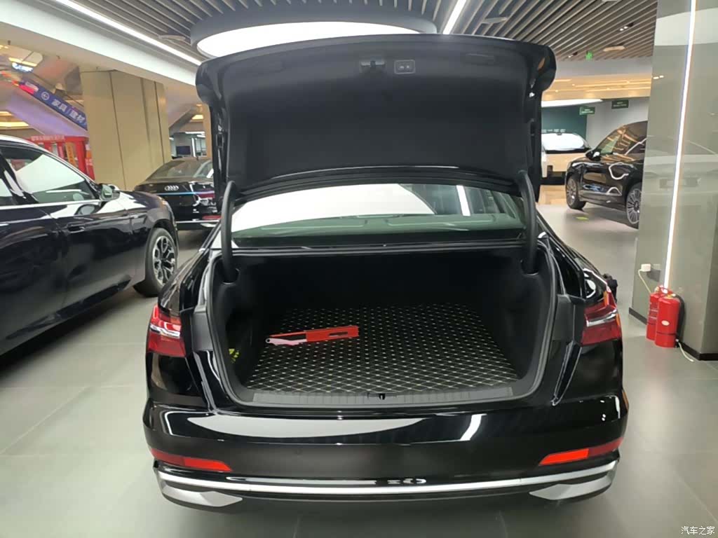 Audi A6L, 2026 19