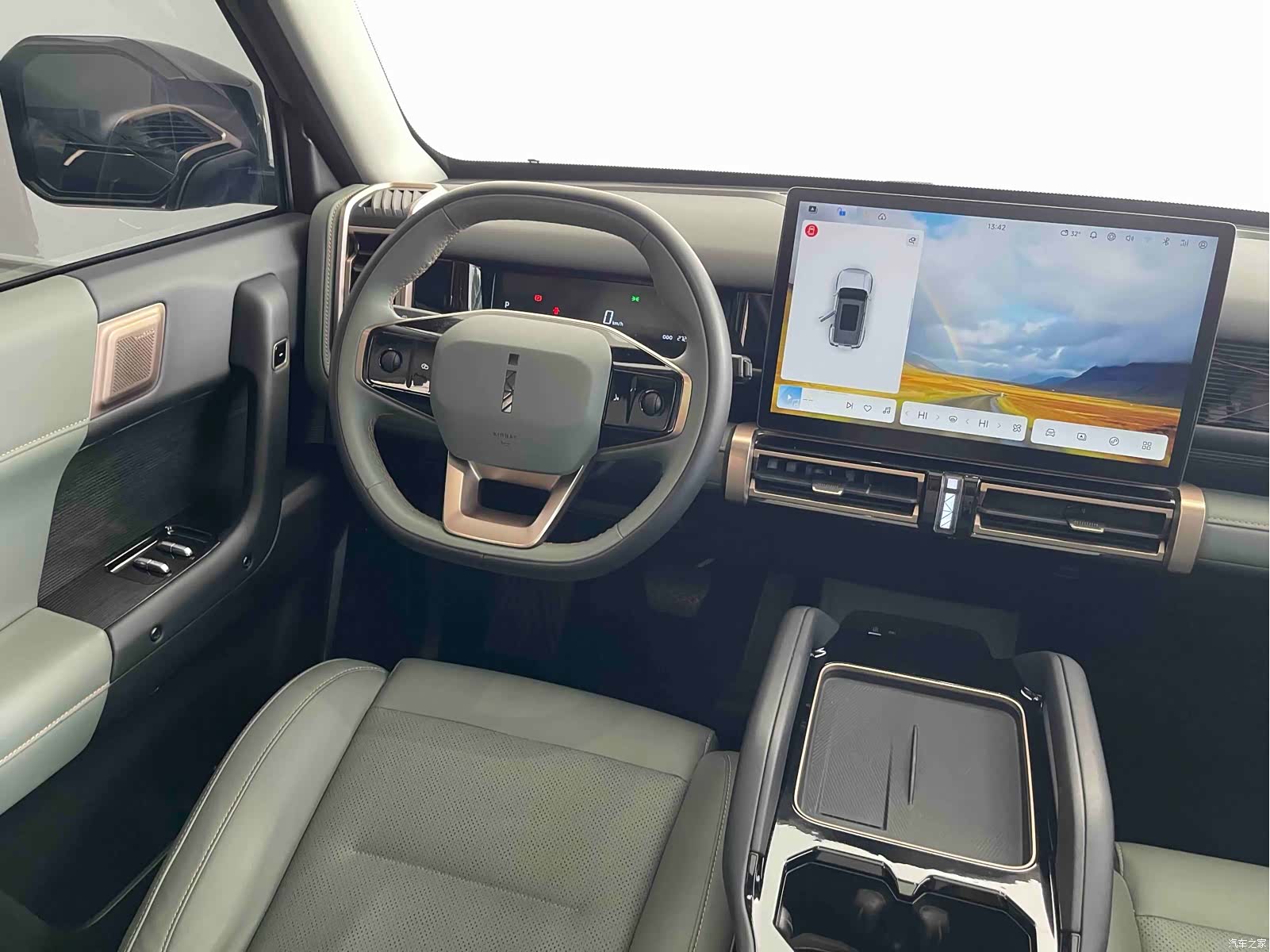 Chery iCAR, 2024 16