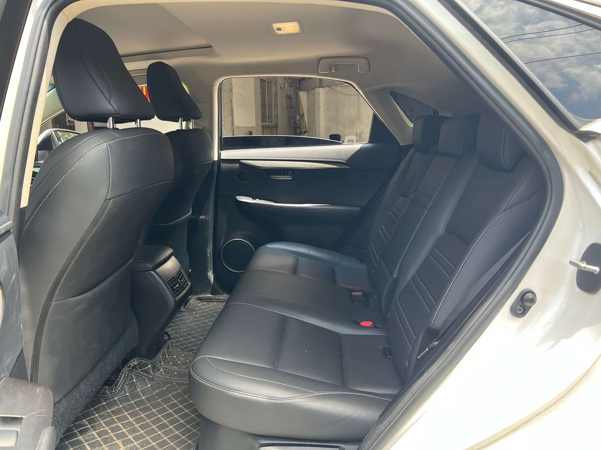 Lexus NX, 2017 все фото