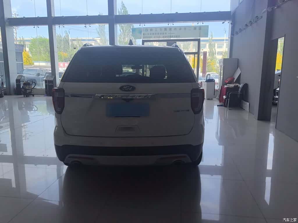 Ford Explorer, 2016 8