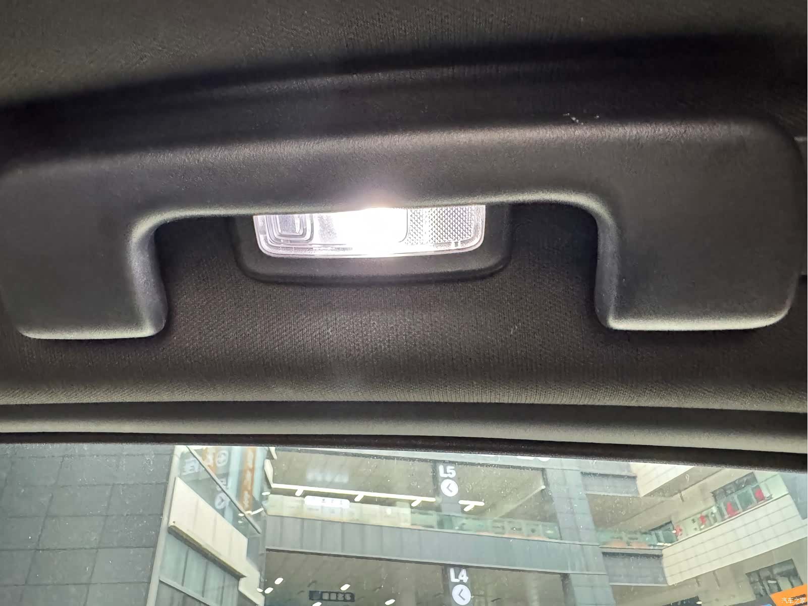 Cadillac CT5, 2022 17