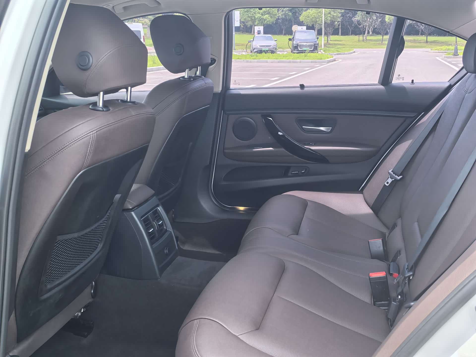 BMW 3 Series, 2018 8