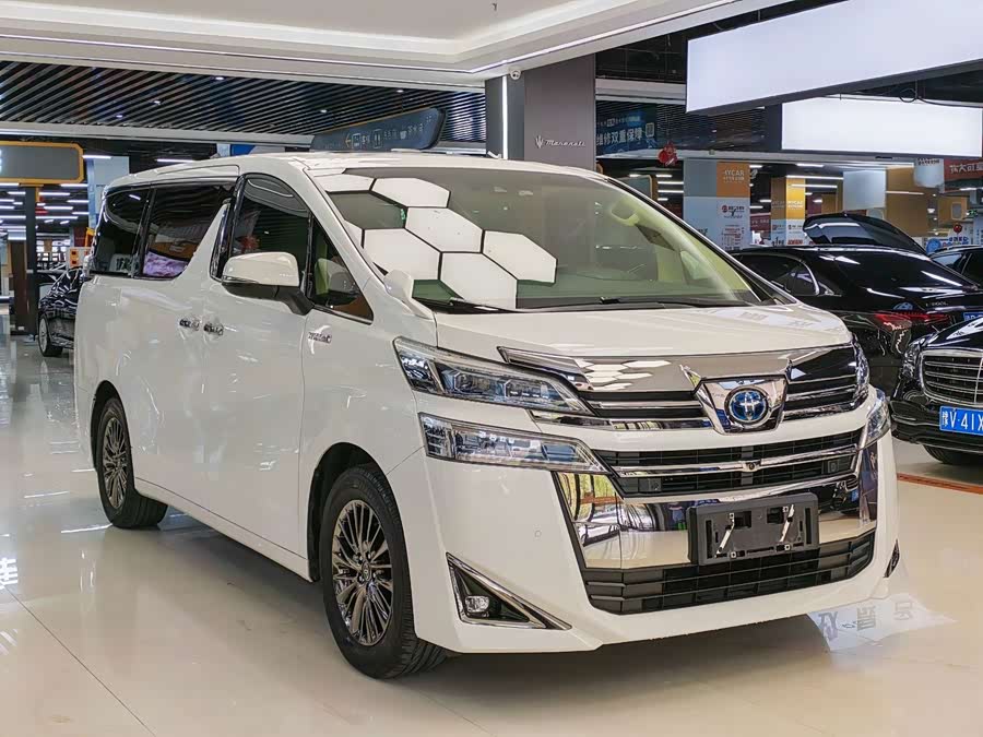 Toyota Vellfire 2020, фото 3