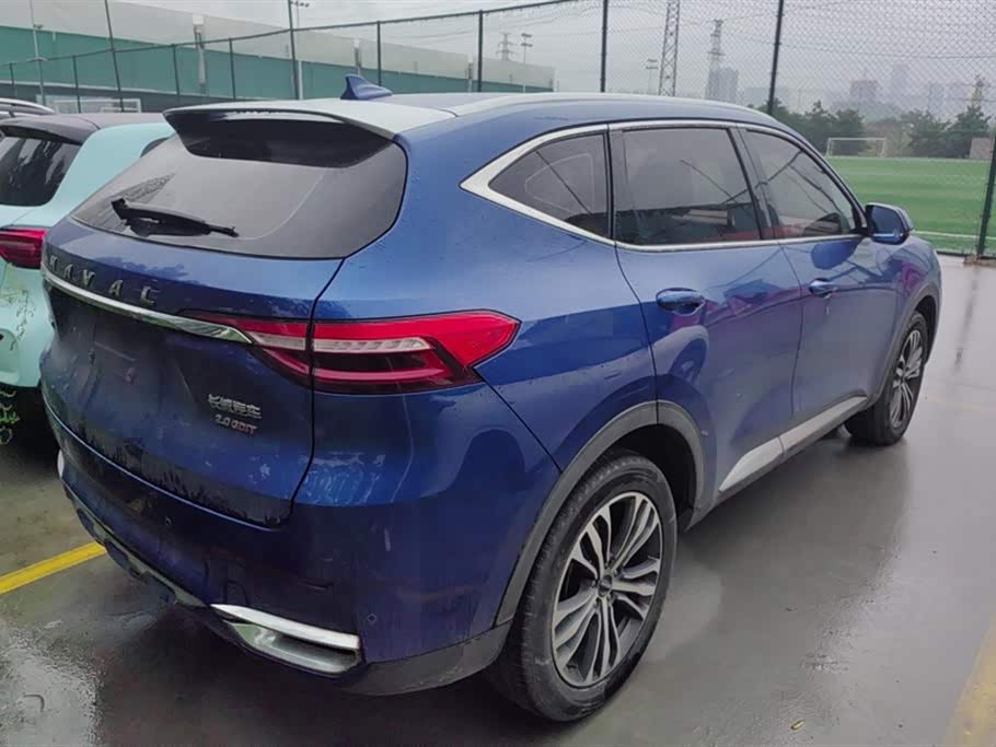 Haval F7