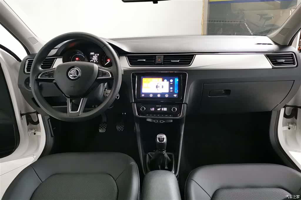 Skoda Rapid, 2021 12