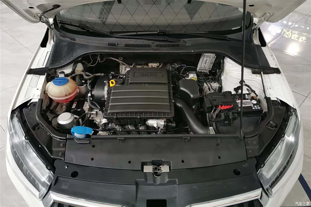 Skoda Rapid, 2021 10