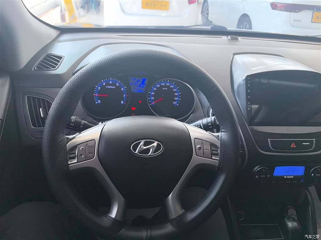 Hyundai ix35, 2015 10