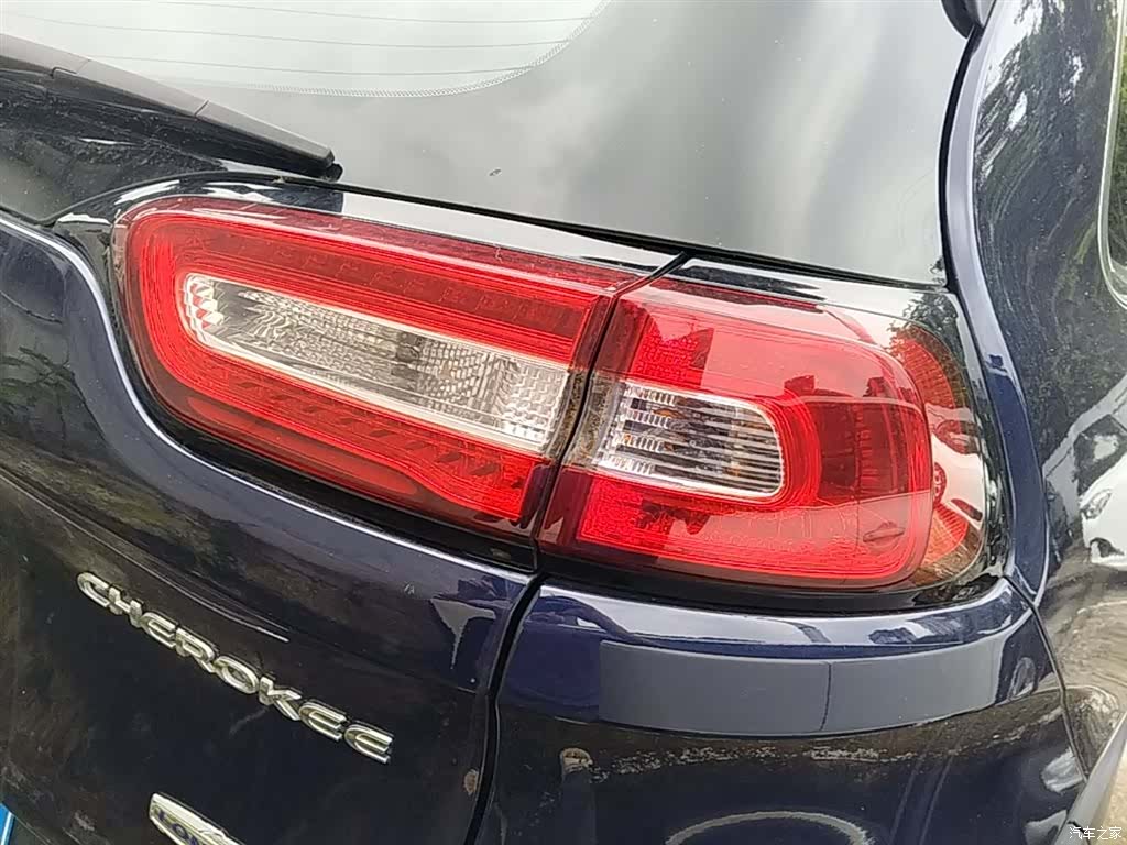 Jeep Cherokee, 2017 8