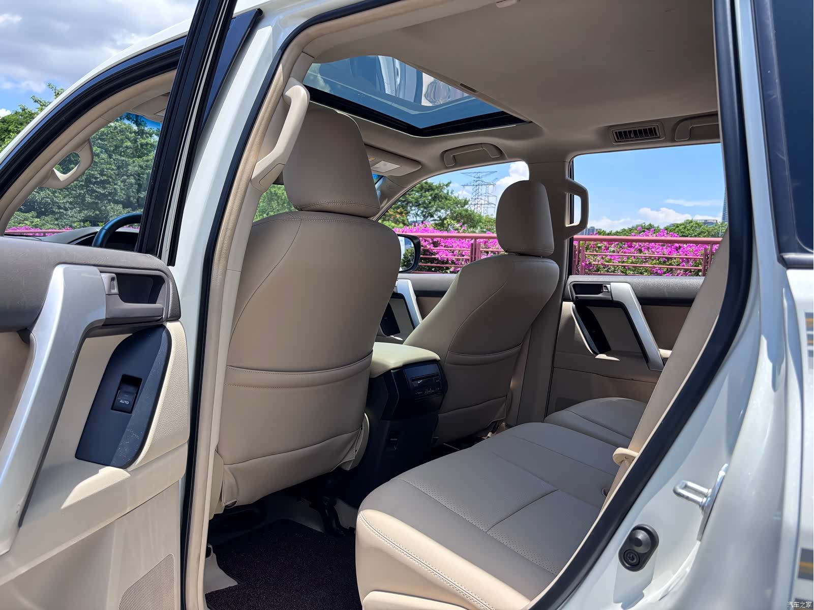 Toyota Prado, 2019 10