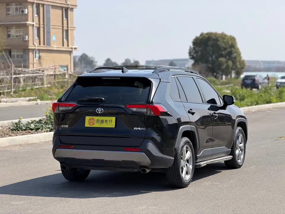 Toyota RAV4 Rongfang