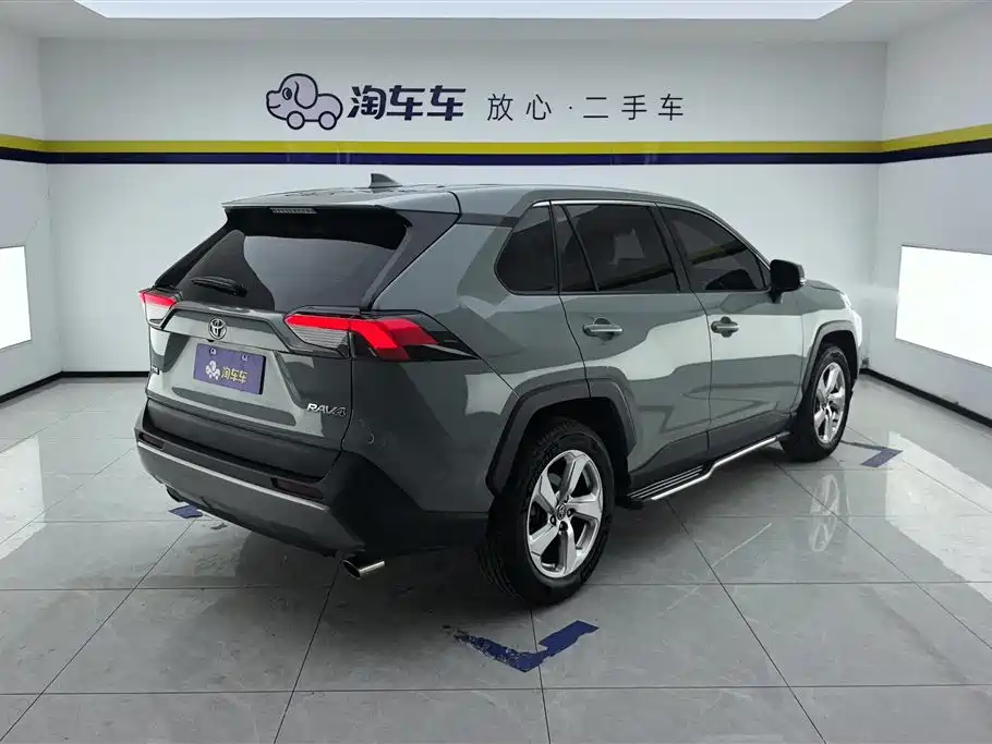 Toyota RAV4 Rongfang