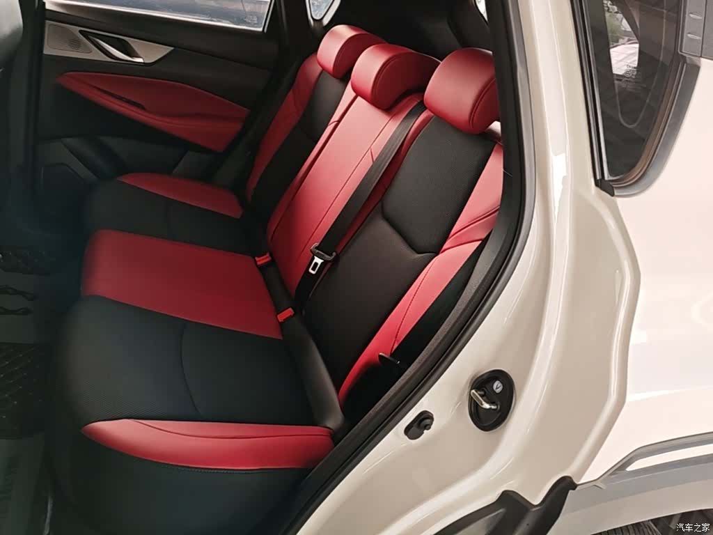 Changan CS35, 2024 17