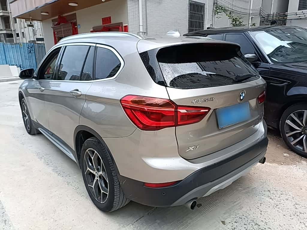 BMW X1, 2019 все фото
