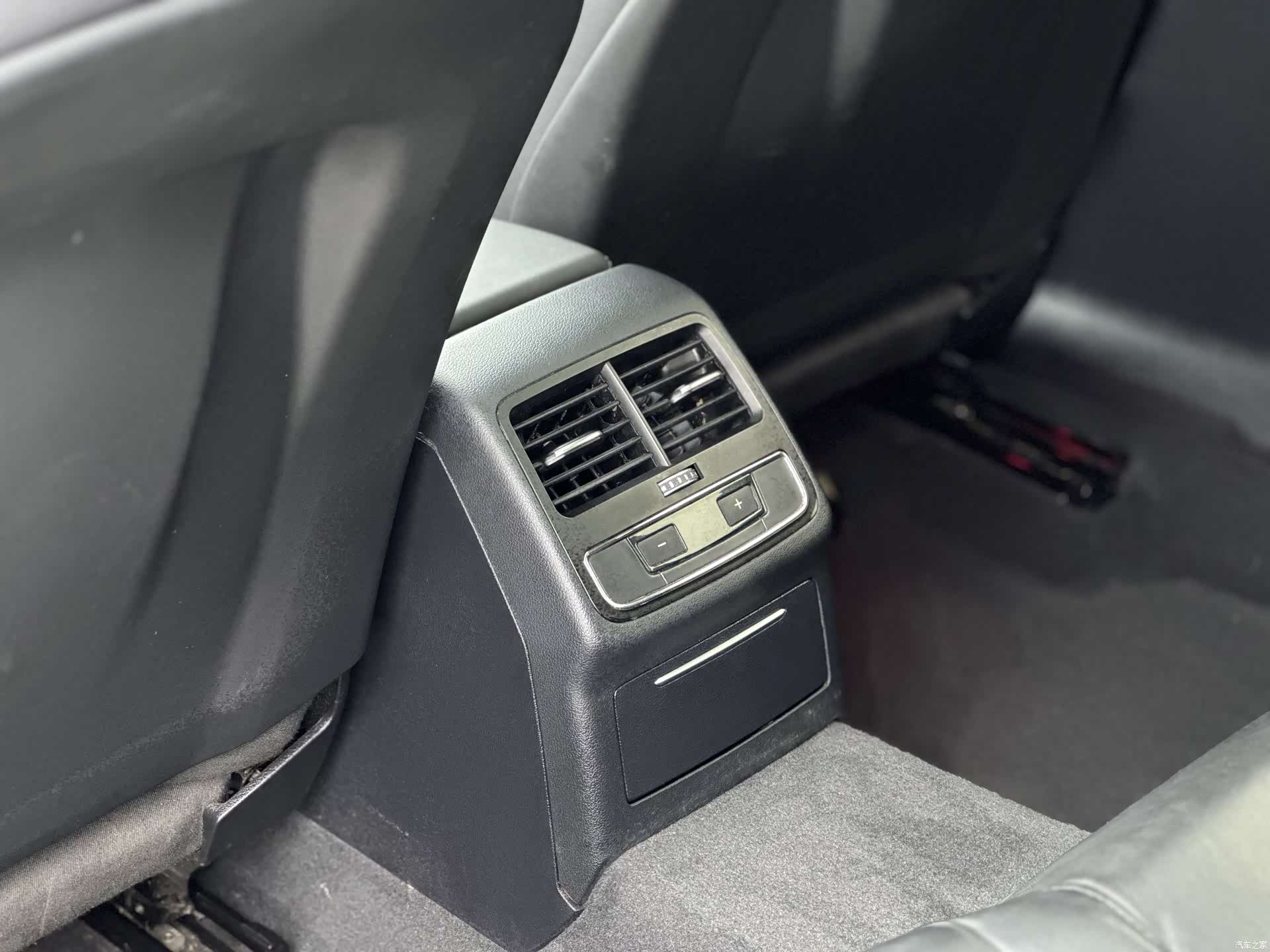 Audi A4L, 2022 17