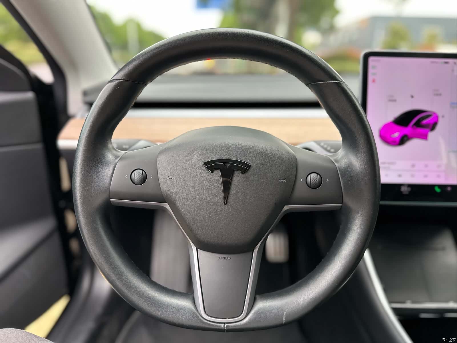 Tesla Model 3, 2019 13