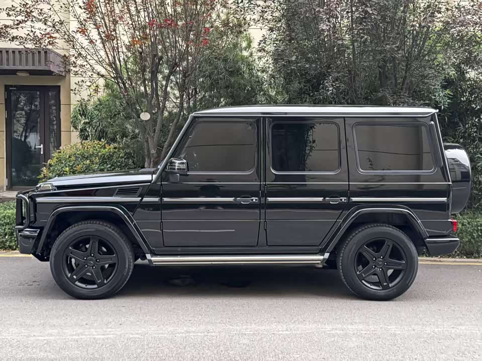 Mercedes-Benz G-class