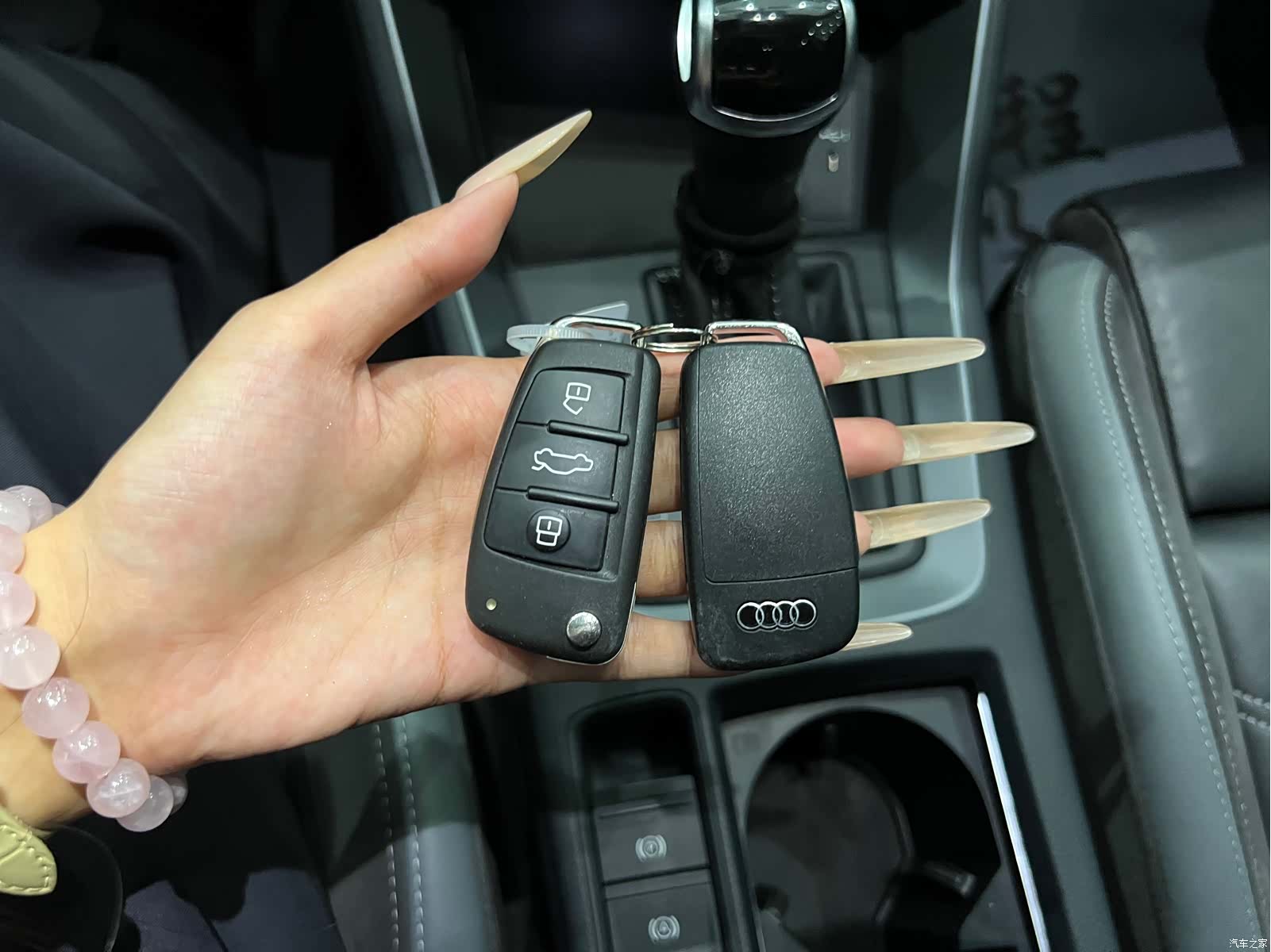 Audi Q3, 2023 44