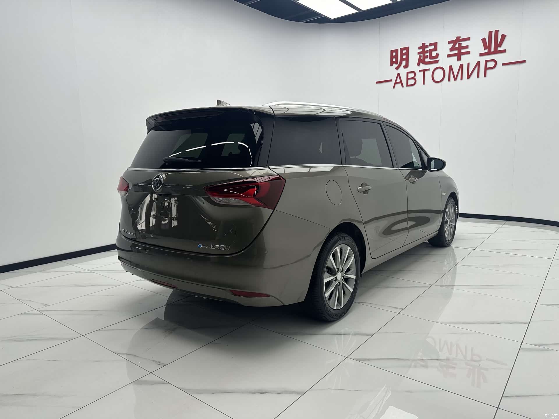 Buick GL6, 2023 9