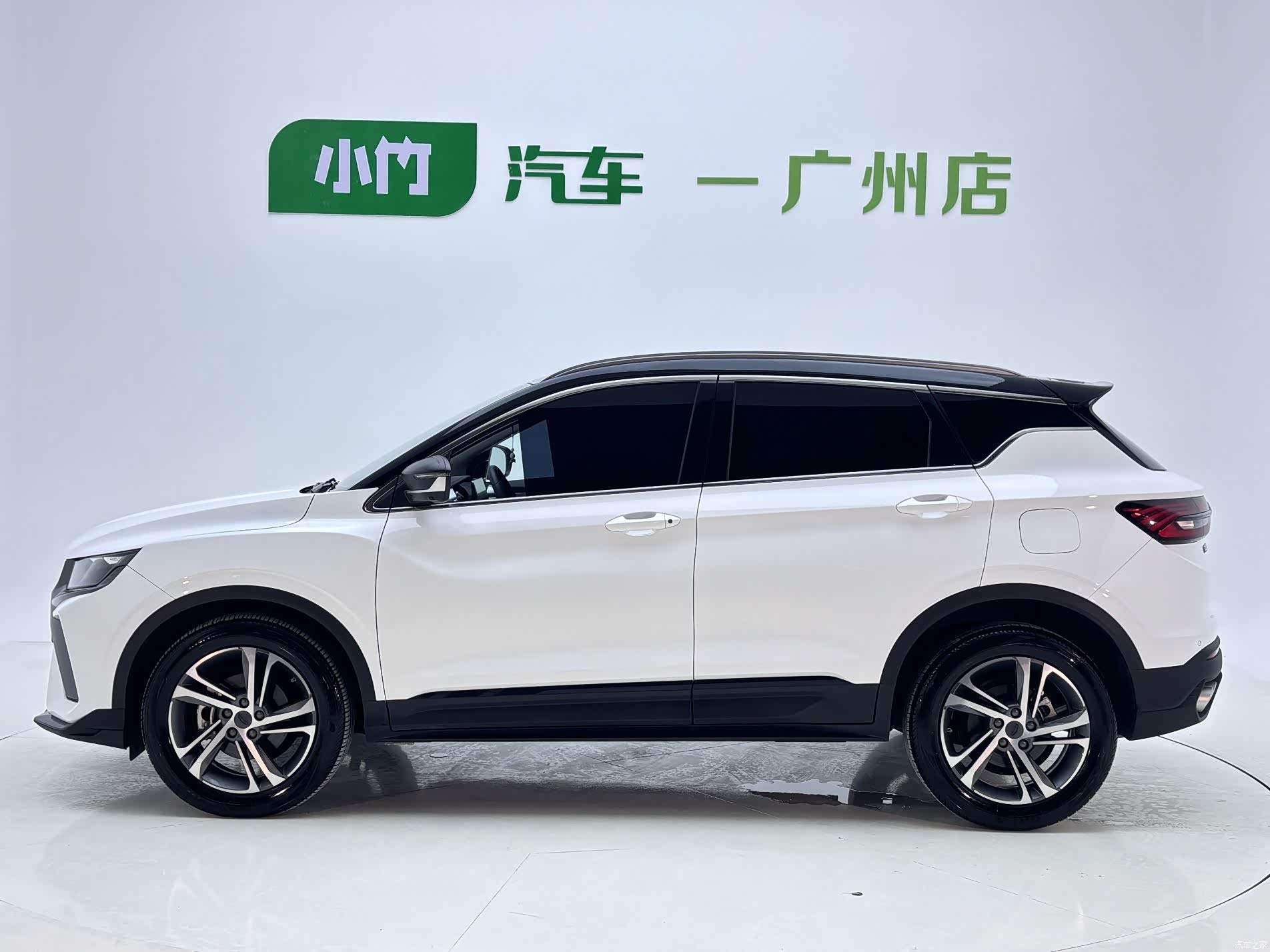 Geely Coolray, 2022 7