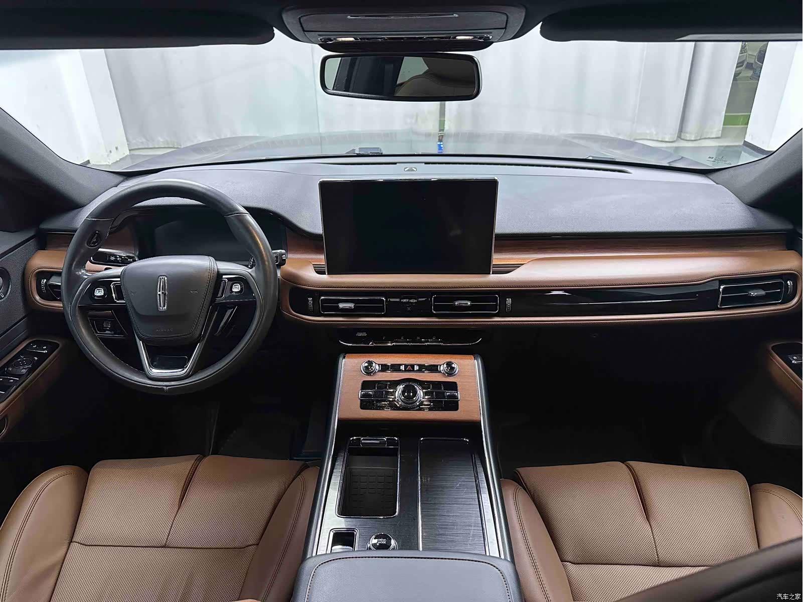 Lincoln Aviator, 2021 6