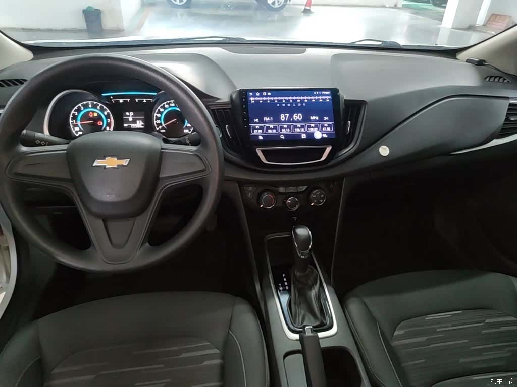 Chevrolet 320, 2019 13
