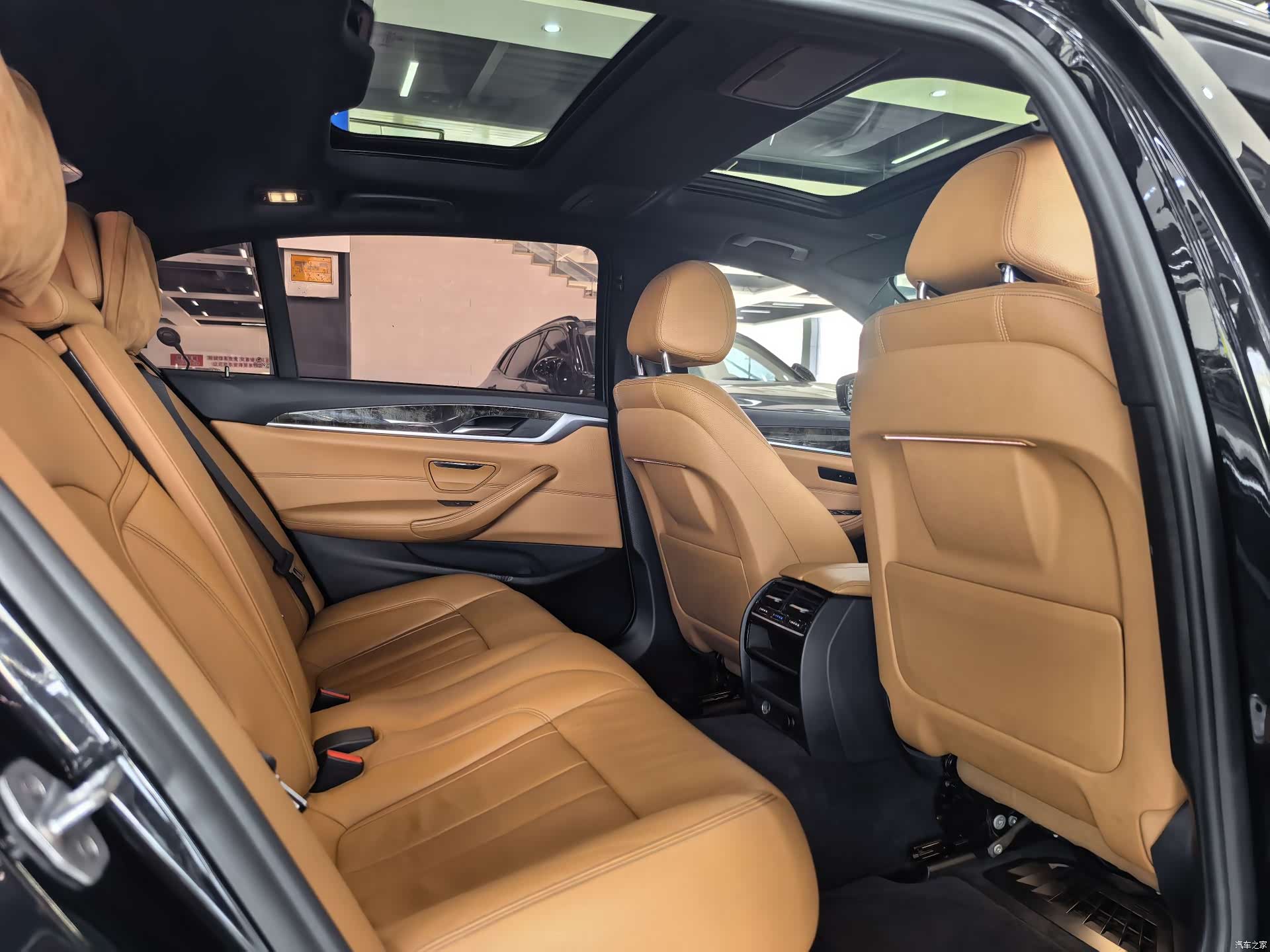 BMW 5 Series, 2017 9
