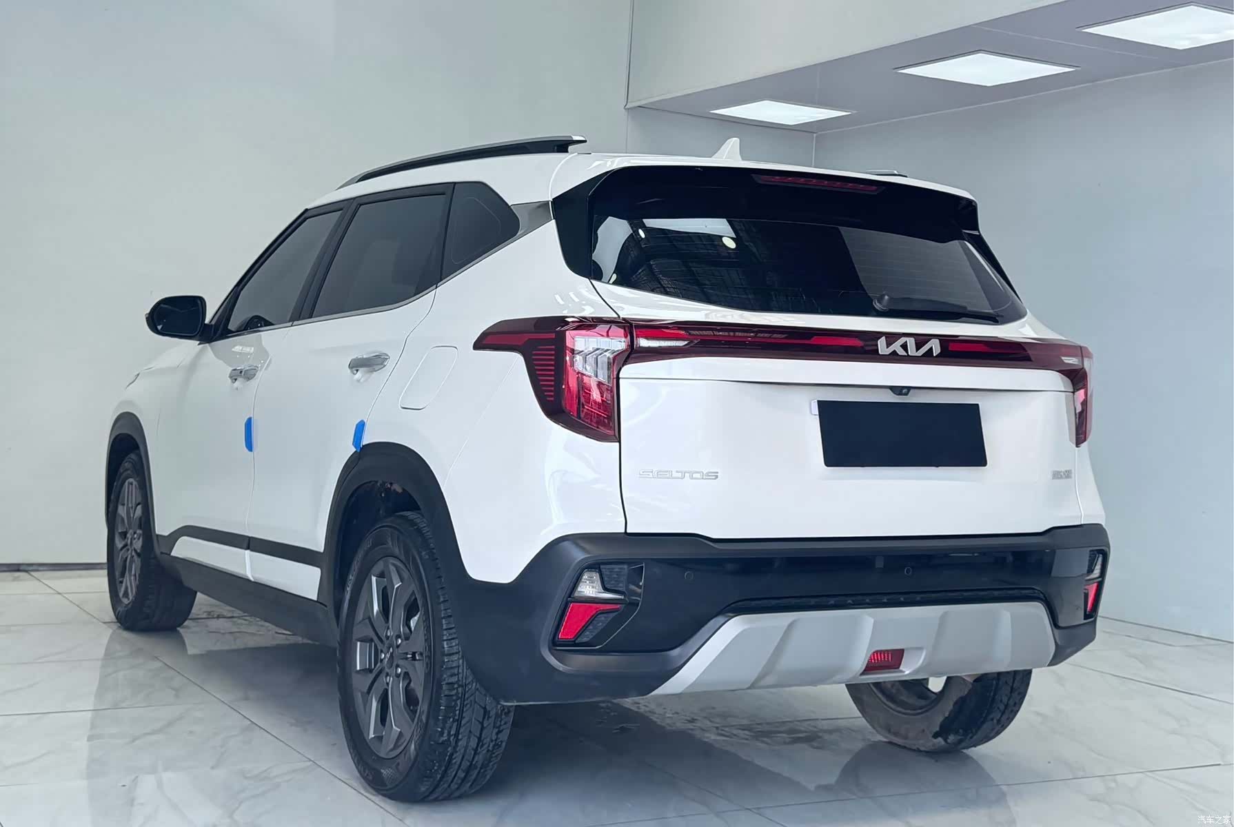 Kia Seltos, 2023 4
