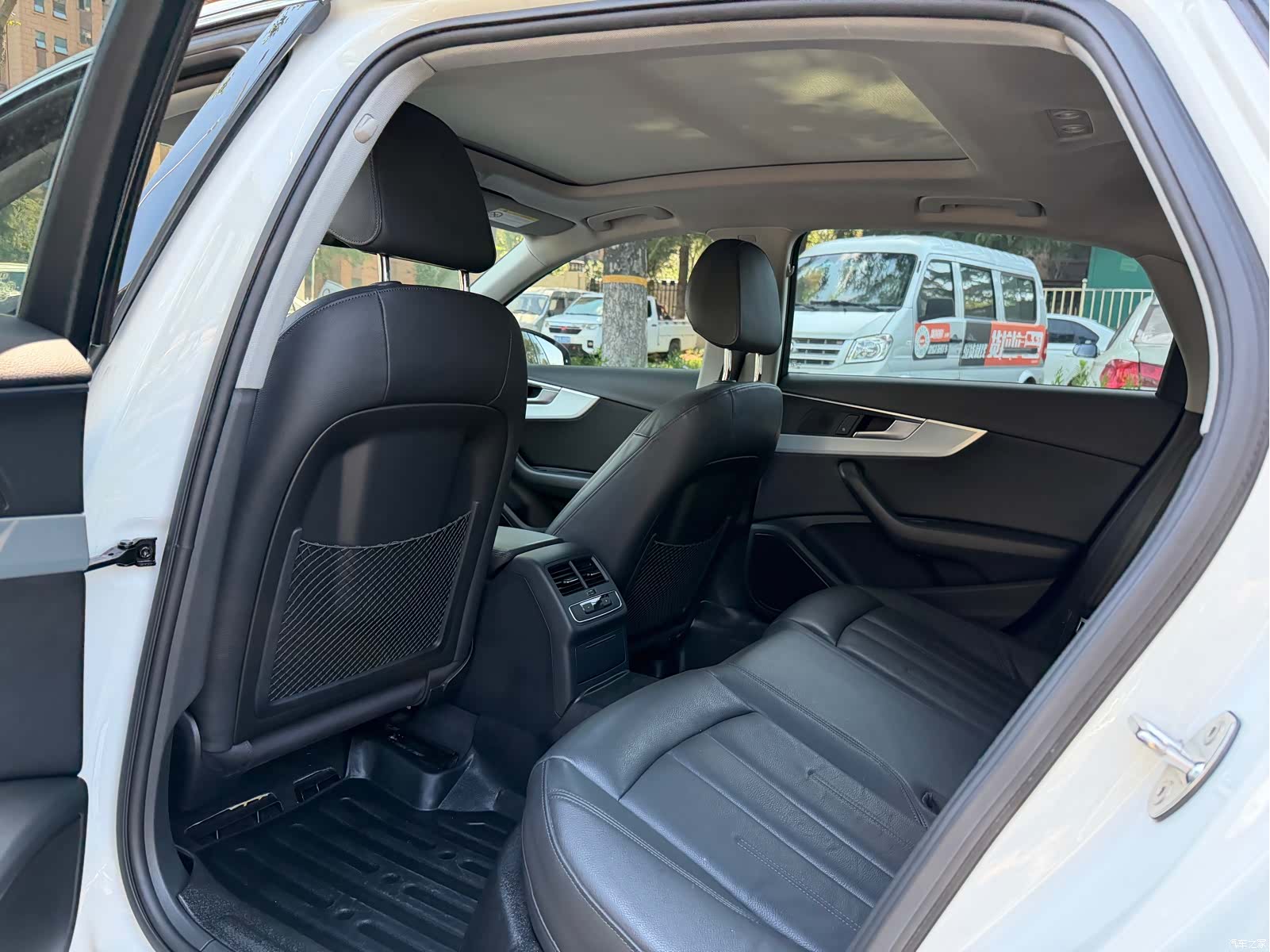 Audi A4L, 2016 6