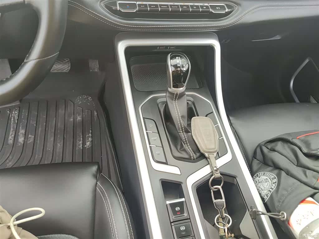 Geely X6, 2020 14