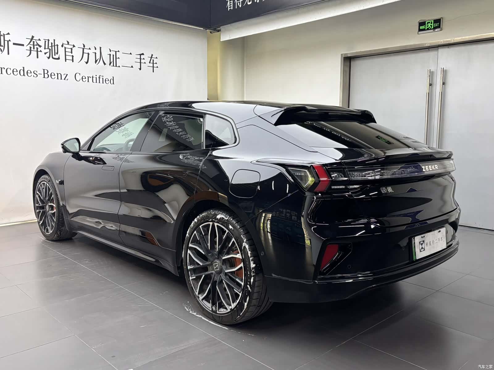 Zeekr 001, 2025 4