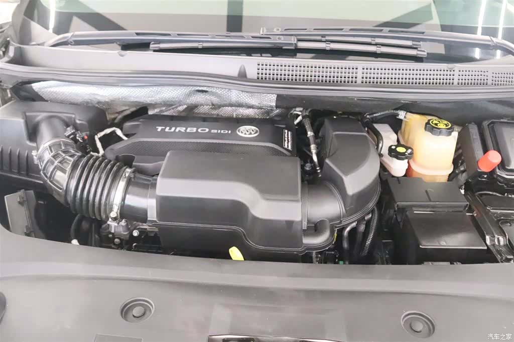 Buick GL8, 2022 21