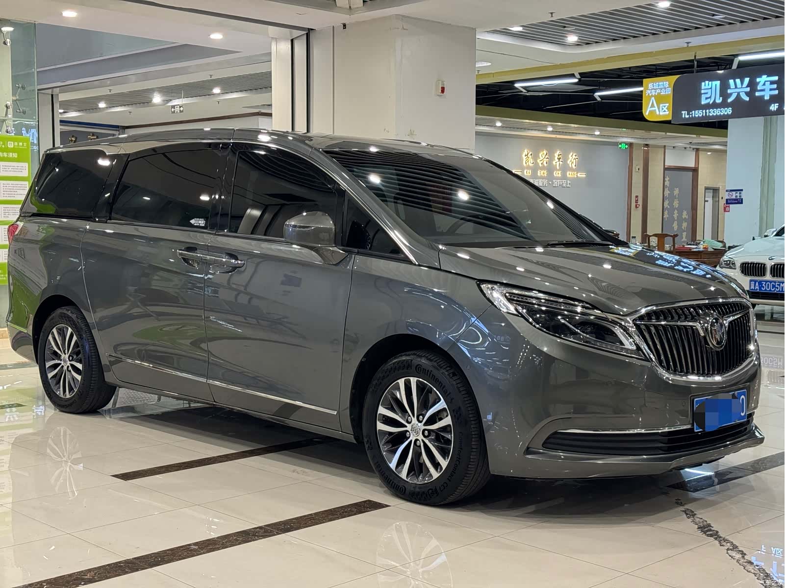 Buick GL8, 2019 3