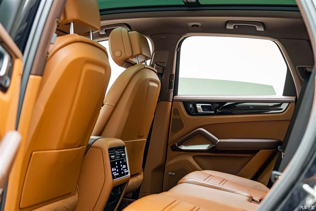 Porsche Cayenne, 2019 12