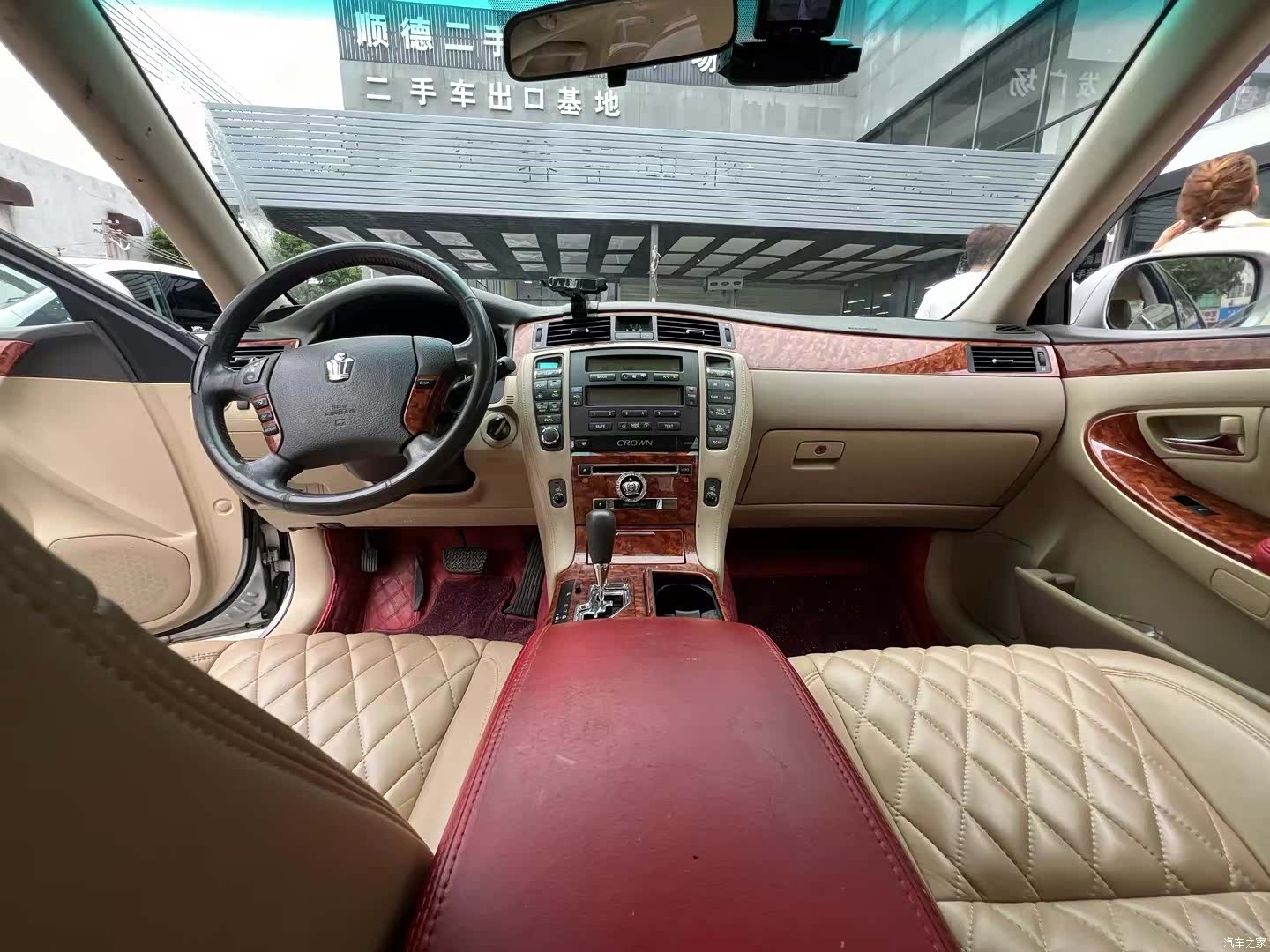 Toyota Crown, 2006 8